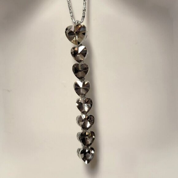 Crystal Heart Shape Pendants Necklace Long Statement Heart shape Necklace - Picture 3 of 8